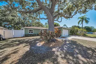 11129 62nd St N, Pinellas Park, FL 33782 - Photo 4