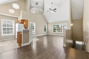 9646 Lake Chase Island Way, Tampa, FL 33626 - Photo 10