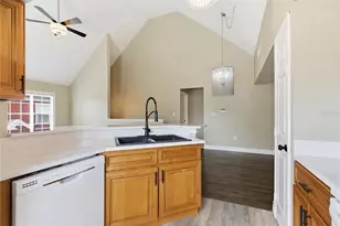 9646 Lake Chase Island Way, Tampa, FL 33626 - Photo 12