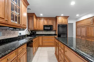 4410 W Clear Ave, Tampa, FL 33629 - Photo 16