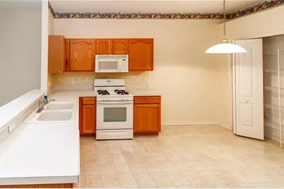 1747 Ravenridge Street, Wesley Chapel, FL 33543 - Photo 14