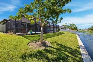 1507 NE 2nd St, Cape Coral, FL 33909 - Photo 10