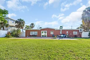 7063 S Shore Dr S, Saint Petersburg, FL 33707 - Photo 40