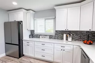 12269 70th St, Largo, FL 33773 - Photo 16