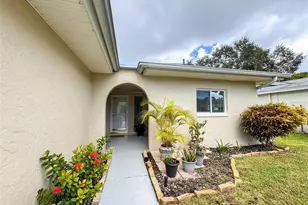 12269 70th St, Largo, FL 33773 - Photo 6