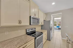 2608 Valley Sunset Ln, Valrico, FL 33594 - Photo 12