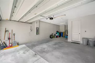 2608 Valley Sunset Ln, Valrico, FL 33594 - Photo 34