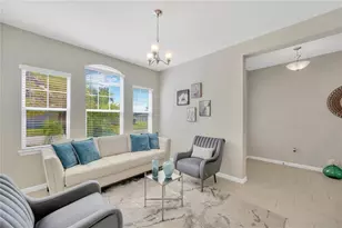 2608 Valley Sunset Ln, Valrico, FL 33594 - Photo 6