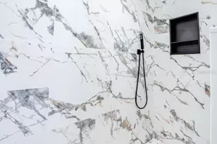 272 79th Ave NE, Saint Petersburg, FL 33702 - Photo 28