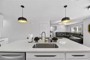 3506 Forest Path Dr, Plant City, FL 33565 - Photo 8