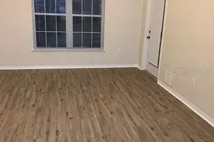 10112 Courtney Palms Blvd, Tampa, FL 33619 - Photo 12