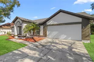 10426 Deepbrook Dr, Riverview, FL 33569 - Photo 2