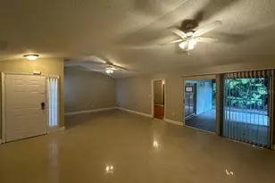 11508 Rouse Run Cir, Orlando, FL 32817 - Photo 2