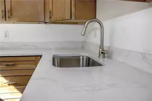 7425 Bay Island Dr S, South Pasadena, FL 33707 - Photo 14