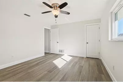 6251 18th Street NE, Saint Petersburg, FL 33702 - Photo 28