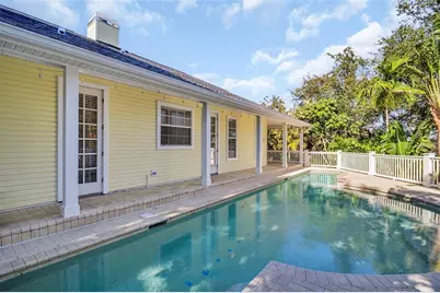 266 Florida Boulevard, Crystal Beach, FL 34681 - Photo 50