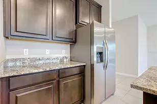 3508 Crescent Peak Wy, Plant City, FL 33565 - Photo 10
