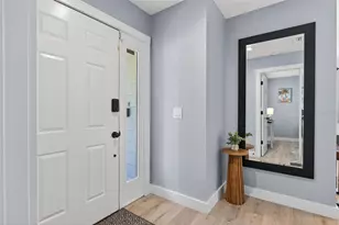 118 27th St W, Bradenton, FL 34205 - Photo 8