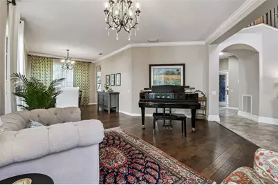 15613 N Himes Avenue, Tampa, FL 33618 - Photo 12