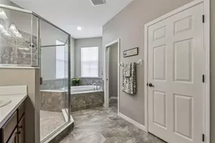 15613 N Himes Ave, Tampa, FL 33618 - Photo 42