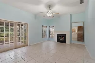 810 Hammockwood Ct, Sarasota, FL 34232 - Photo 4