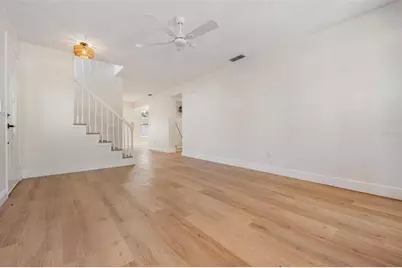 11017 Springridge Drive, Tampa, FL 33624 - Photo 8