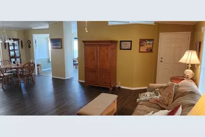 36330 Le Sabre Way, Zephyrhills, FL 33541 - Photo 6