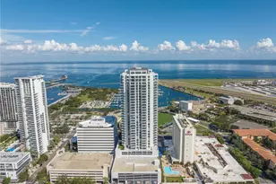 301 1st St S, Saint Petersburg, FL 33701 - Photo 1