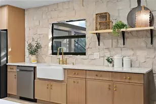 4504 W Lamb Ave, Tampa, FL 33629 - Photo 10