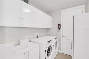 301 1st St S, Saint Petersburg, FL 33701 - Photo 36