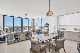 301 1st St S, Saint Petersburg, FL 33701 - Photo 10