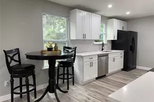 37515 Beauchamp Ave, Dade City, FL 33523 - Photo 10