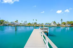 534 Crystal Dr, Madeira Beach, FL 33708 - Photo 2
