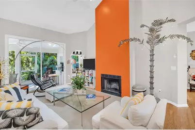 306 Fan Palm Court NE, Saint Petersburg, FL 33703 - Photo 10