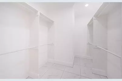 7942 3rd Avenue S, Saint Petersburg, FL 33707 - Photo 52