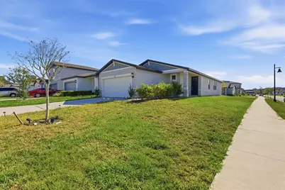 2301 E Newsome Road, Plant City, FL 33565 - Photo 2