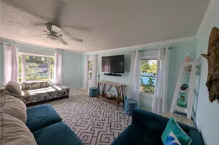 206 W Silverton St, Minneola, FL 34715 - Photo 6