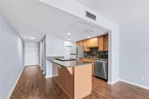 6321 Newtown Cir, Tampa, FL 33615 - Photo 8