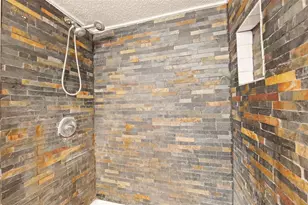 6321 Newtown Cir, Tampa, FL 33615 - Photo 22