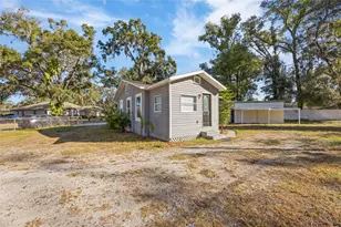 1104 E Alsobrook St, Plant City, FL 33563 - Photo 2