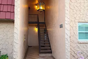 220 Buttonwood Cir, Seminole, FL 33777 - Photo 2