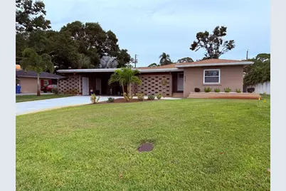 6221 6th Avenue N, Saint Petersburg, FL 33710 - Photo 1