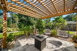 409 Maryland Ave, Crystal Beach, FL 34681 - Photo 26