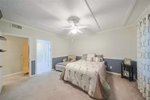 14460 Marina Way, Seminole, FL 33776 - Photo 32