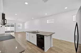 11838 Brighton Knoll Loop, Riverview, FL 33579 - Photo 10