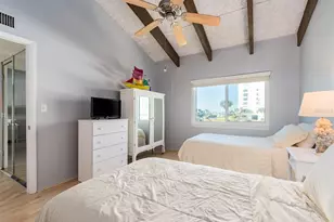 1401 Gulf Blvd, Clearwater Beach, FL 33767 - Photo 22