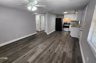 8011 Emi Ann Ln, Riverview, FL 33578 - Photo 4