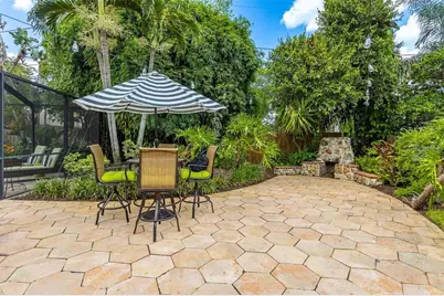 3649 Foster Hill Drive N, Saint Petersburg, FL 33704 - Photo 64