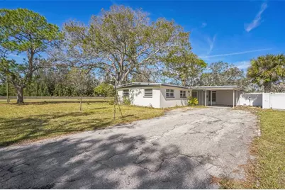 131 80th Avenue NE, Saint Petersburg, FL 33702 - Photo 2