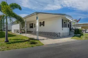 4132 72nd St N, Saint Petersburg, FL 33709 - Photo 2